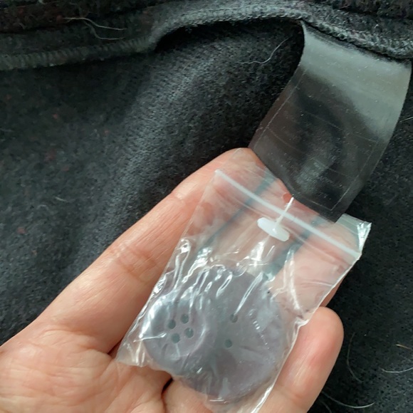 BB Dakota Red and Black Ombre Fuzzy Melton Coat - Picture 9 of 12